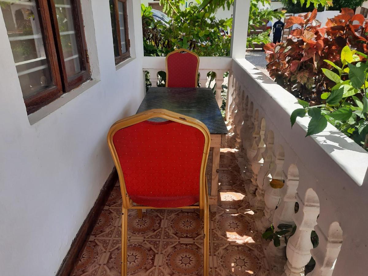Ames Nungwi Bed & Breakfast Phòng bức ảnh